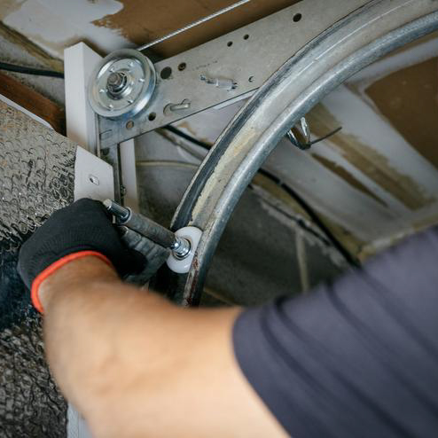 Motoros garázskapu karbantartása Motoros garázskapu karbantartása